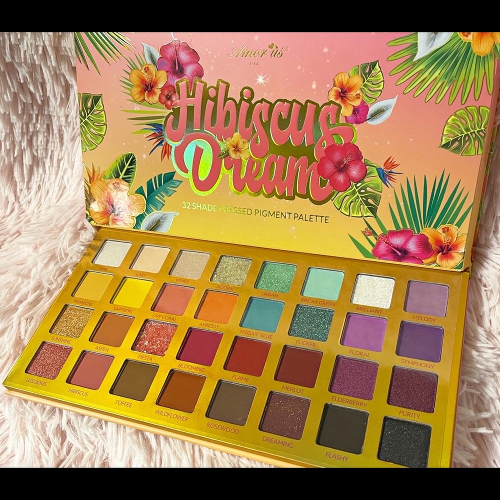 HIBISCUS DREAM PALETTE